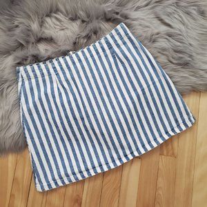 Forever 21 Mini Skirt (3×25$)